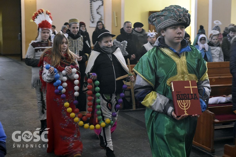 Kolędnicy misyjni w Dzierżoniowie