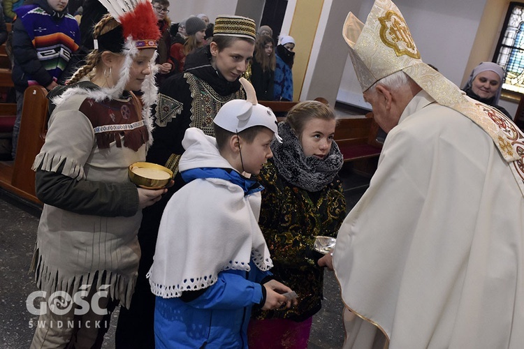 Kolędnicy misyjni w Dzierżoniowie