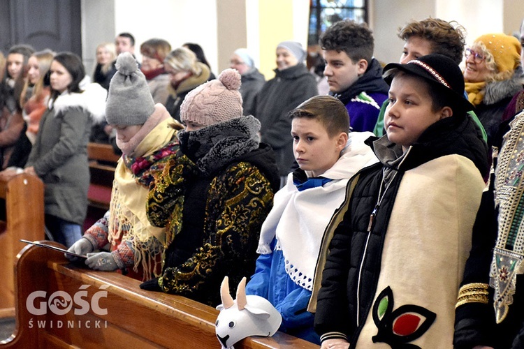 Kolędnicy misyjni w Dzierżoniowie