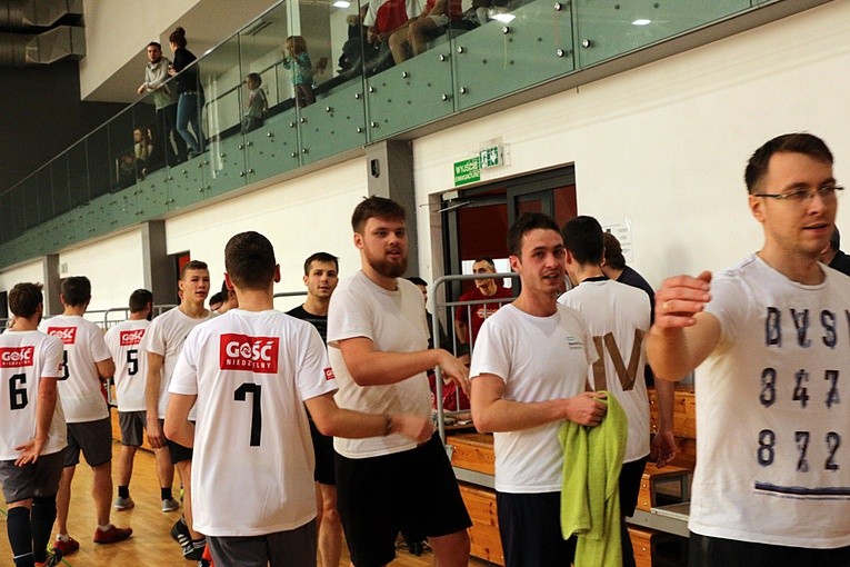 Turniej Wrocławskich Wspólnot i Ruchów Chrześcijańskich, cz. 1