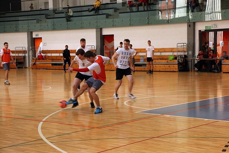 Turniej Wrocławskich Wspólnot i Ruchów Chrześcijańskich, cz. 1