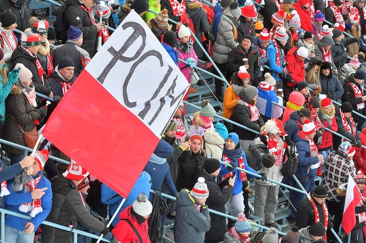 Puchar Świata w skokach narciarskich - konkurs drużynowy 