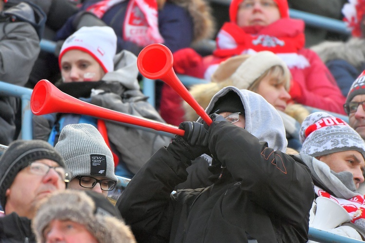 Puchar Świata w skokach narciarskich - konkurs drużynowy 