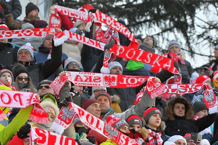 Puchar Świata w skokach narciarskich - konkurs drużynowy 