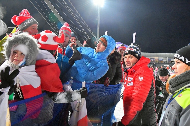 Puchar Świata w skokach narciarskich - konkurs drużynowy 