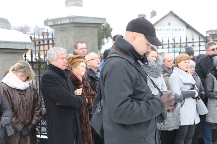 Pogrzeb śp. ks. kan. Zdzisława Zieleźnika w Czechowicach-Dziedzicach