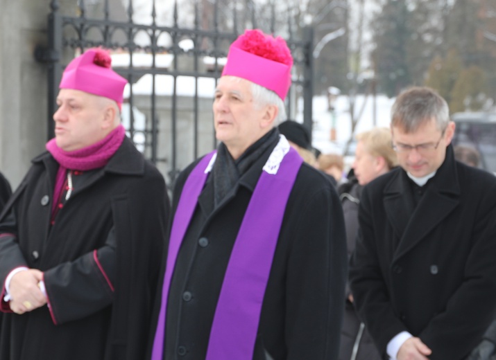 Pogrzeb śp. ks. kan. Zdzisława Zieleźnika w Czechowicach-Dziedzicach