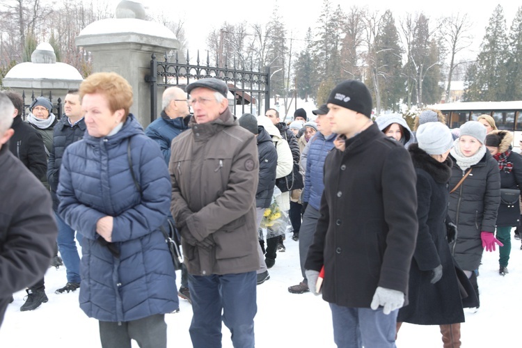 Pogrzeb śp. ks. kan. Zdzisława Zieleźnika w Czechowicach-Dziedzicach