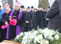 Śp. ks. Zdzisław Zieleźnik spoczął w grobowcu kapłanów na cmentarzu parafii św. Katarzyny