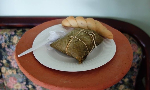 Tamal - tradycyjna potrawa na wieczornej kolacji