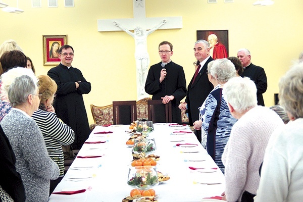 ▼	Spotkanie dk. Wojciecha Przyborowskiego  ze wspólnotą Przyjaciele Paradyża.