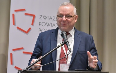 Andrzej Płonka: Szpitale powiatowe są w katastrofalnej sytuacji