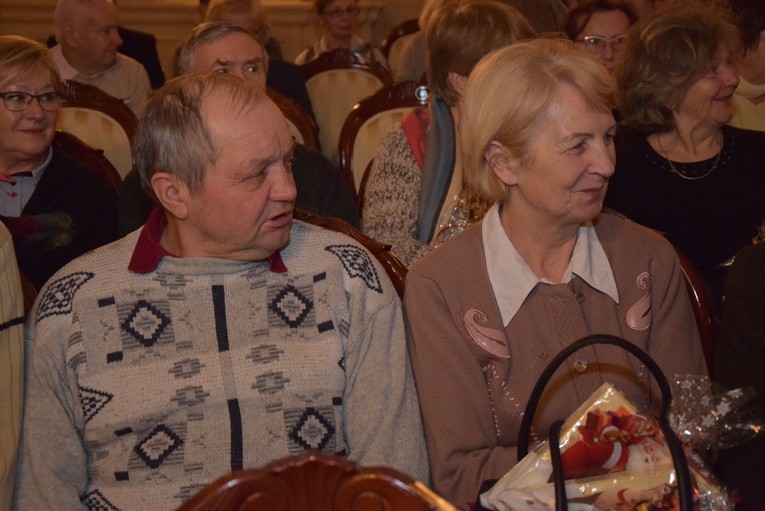 Koncert retro z okazji Dnia Babci i Dziadka