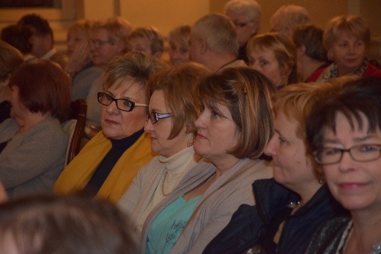 Koncert retro z okazji Dnia Babci i Dziadka