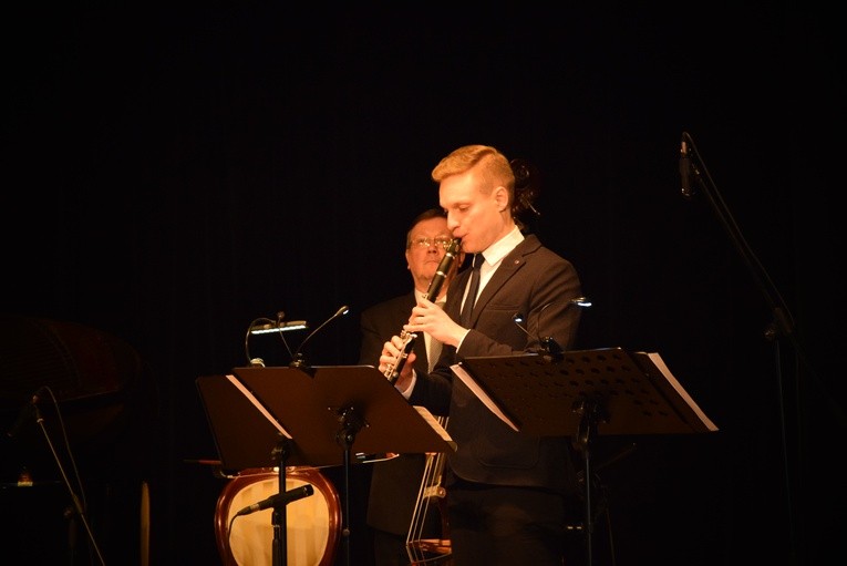Koncert retro z okazji Dnia Babci i Dziadka