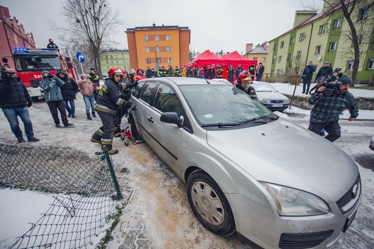 Inauguracja akcji "Droga pożarowa, drogą życia"