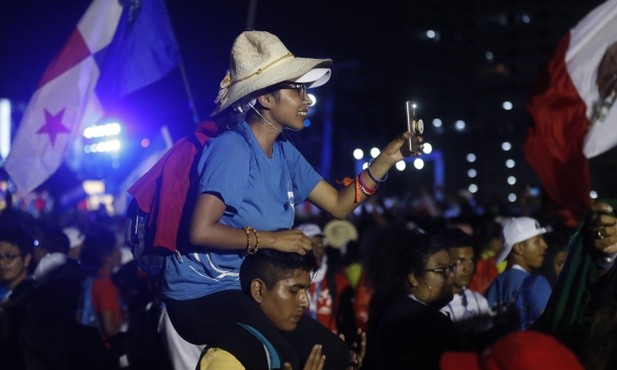 Panama: dziś liturgia w zakładzie dla nieletnich i Droga Krzyżowa