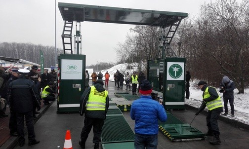 ITD bierze pod lupę ciężarówki, busy i taksówki [ZDJĘCIA]