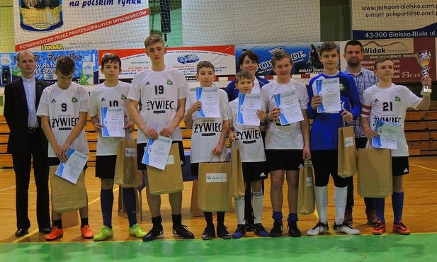 Drużyna z Żabnicy wrócila na turniej Bosko Cup po przerwe i od razu wskoczyła na drugie miejsce podium