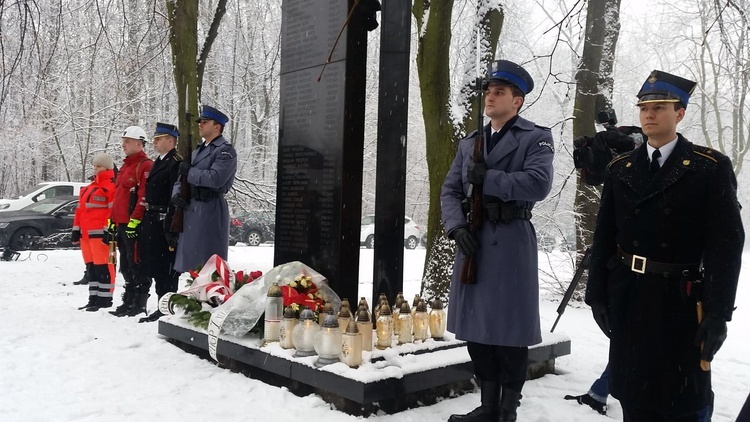 Uroczystości w 13. rocznicę tragedii na terenach MTK