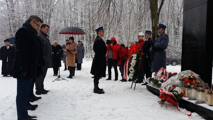 Uroczystości w 13. rocznicę tragedii na terenach MTK