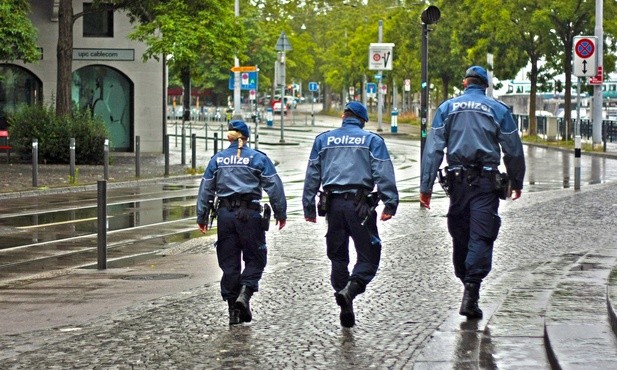 Niemcy: Policja zatrzymała trzy osoby przygotowujące zamach