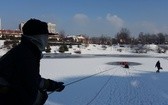 "Dej pozór co niy ujedziesz" - pokaz ratownictwa na lodzie 