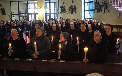 Osoby życia konsekrowanego z całej diecezji bielsko-żywieckiej spotkały się w kościele NSPJ w Bielsku-Białej