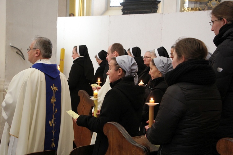 Dzień Życia Konsekrowanego w Łowiczu