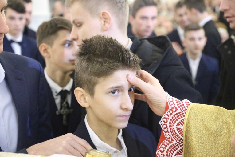 Bierzmowanie u MB Anielskiej w Dębicy