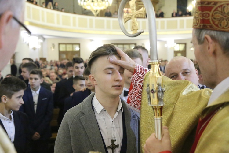 Bierzmowanie u MB Anielskiej w Dębicy