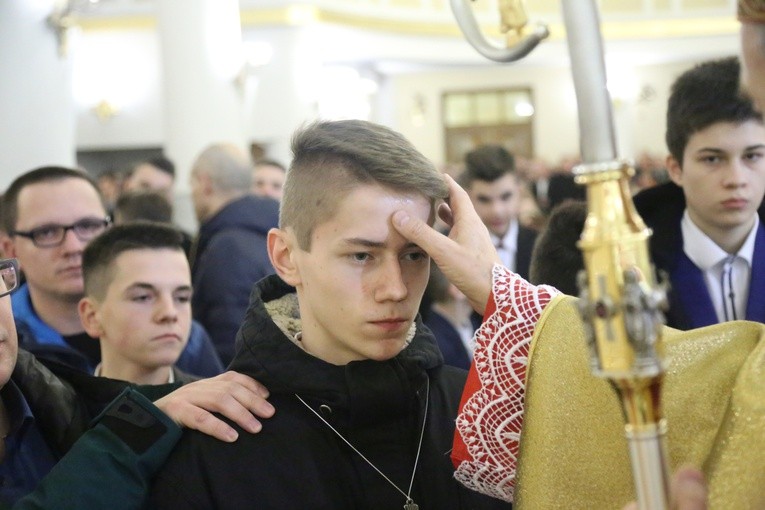 Bierzmowanie u MB Anielskiej w Dębicy