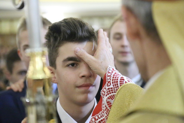 Bierzmowanie u MB Anielskiej w Dębicy