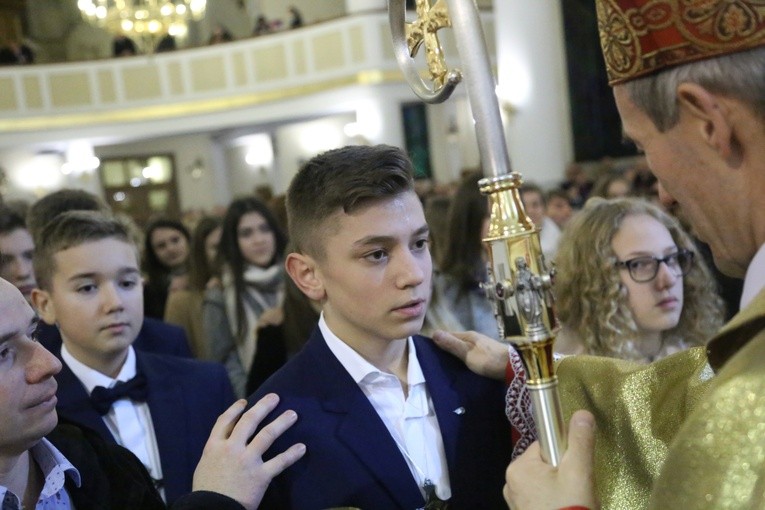 Bierzmowanie u MB Anielskiej w Dębicy