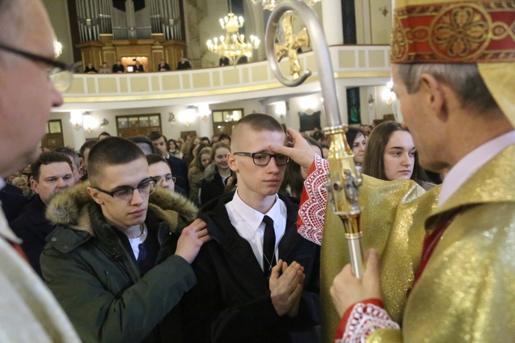 Bierzmowanie u MB Anielskiej w Dębicy