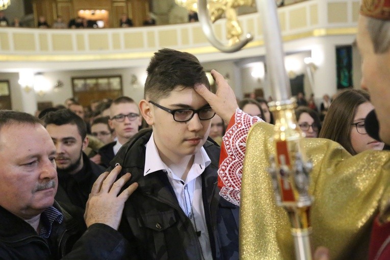 Bierzmowanie u MB Anielskiej w Dębicy
