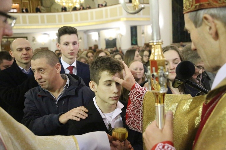Bierzmowanie u MB Anielskiej w Dębicy