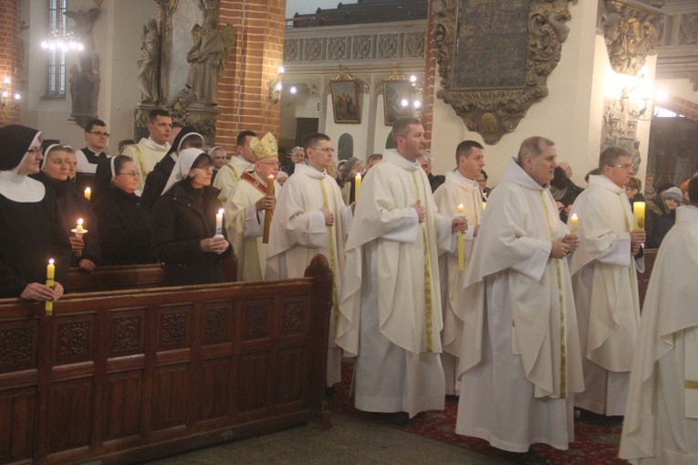 Śluby zakonne i... pustelnicze