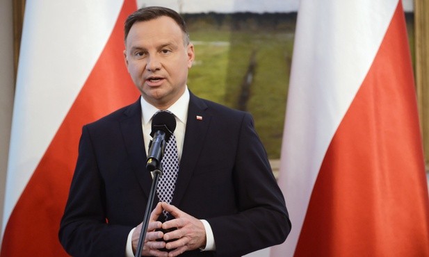 Andrzej Duda: Ze zdumieniem przyjąłem tweeta Donalda Tuska 