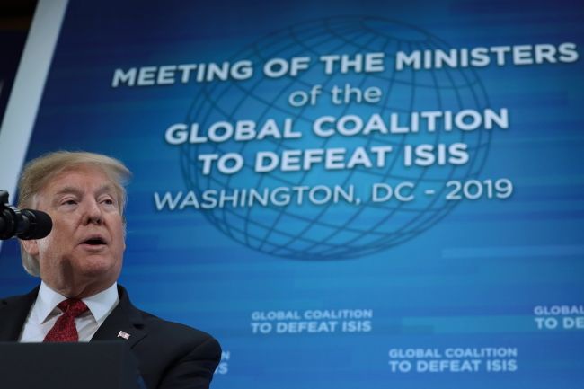 Donald Trump podczas  spotkania ministrów spraw zagranicznych międzynarodowej koalicji do walki z IS