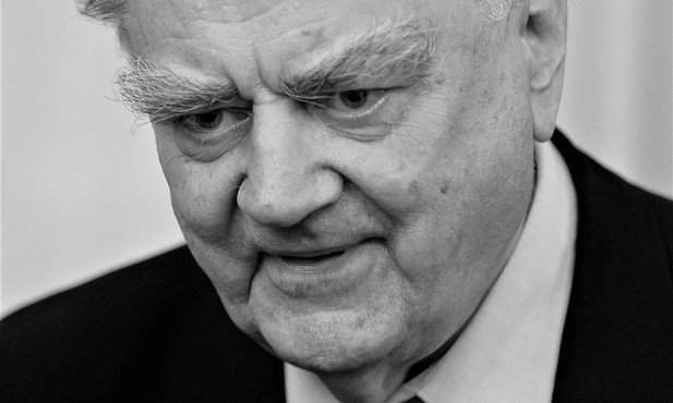Premier Jan Olszewski nie żyje