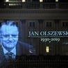 Iluminacja upamiętniająca Jana Olszewskiego na Pałacu Prezydenckim