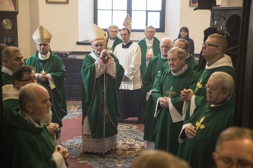 Tablica ku czci abp. Teodorowicza