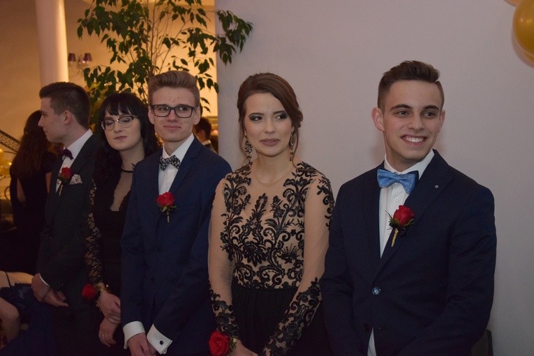 Studniówka Klasycznego LO im. ks. S. Konarskiego w Skierniewicach