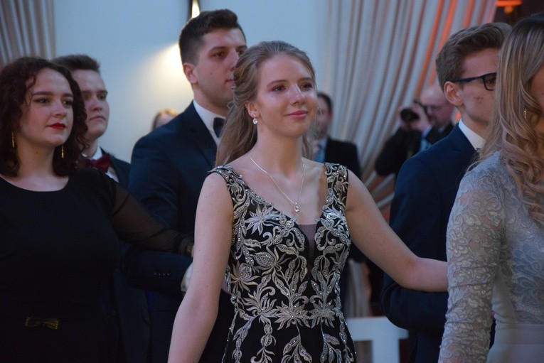 Studniówka Klasycznego LO im. ks. S. Konarskiego w Skierniewicach