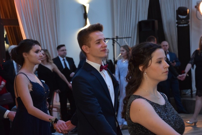 Studniówka Klasycznego LO im. ks. S. Konarskiego w Skierniewicach