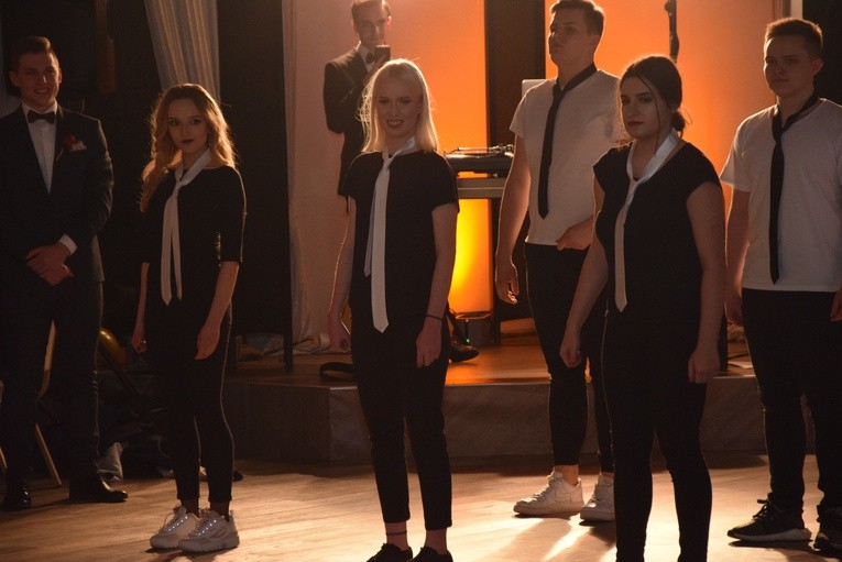 Studniówka Klasycznego LO im. ks. S. Konarskiego w Skierniewicach