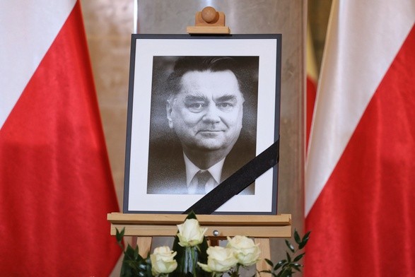 Spychalski: Prezydent skieruje rozporządzenie ws. żałoby narodowej do kontrasygnaty premiera