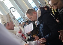 Każdy jest biedny, potrzebujący i ubogi