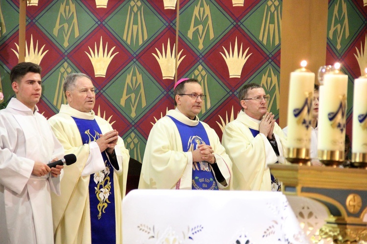 Odpust u Matki Bożej z Lourdes